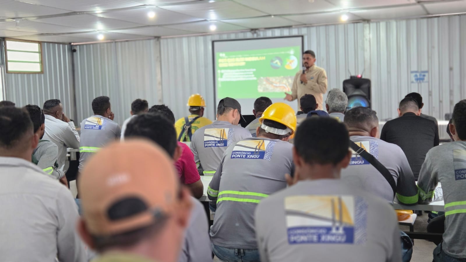 Ação orienta trabalhadores da BR-230/PA sobre prevenção de acidentes com animais peçonhentos